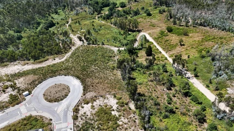 Terreno Comércio / Armazém para Venda em Caide de Rei