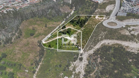 Terreno Comércio / Armazém para Venda em Caide de Rei