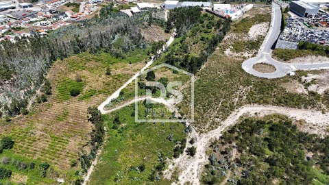 Terreno Comércio / Armazém para Venda em Caide de Rei
