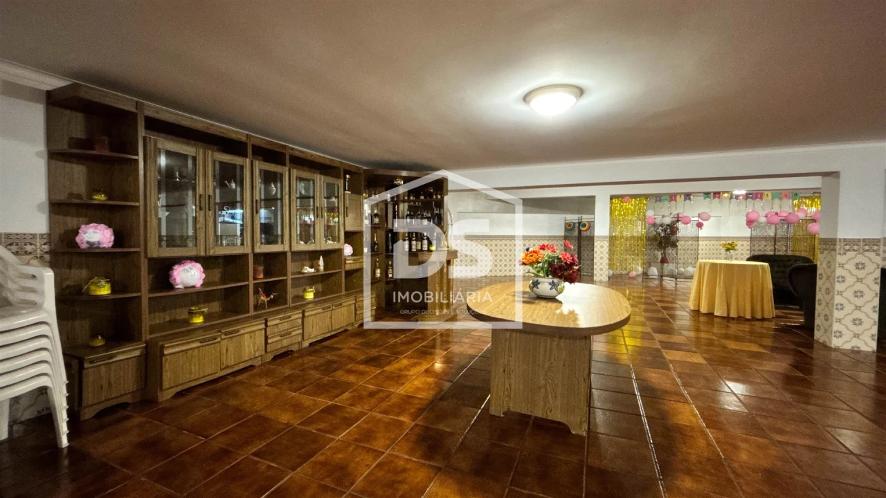 Quinta T5 para Venda em Nevogilde Foto 68