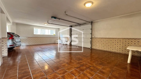 Quinta T5 para Venda em Nevogilde