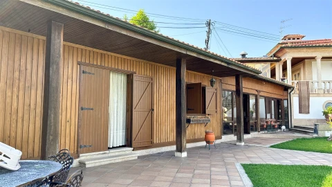 Quinta T5 para Venda em Nevogilde