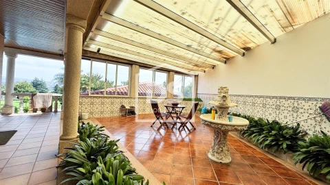 Quinta T5 para Venda em Nevogilde