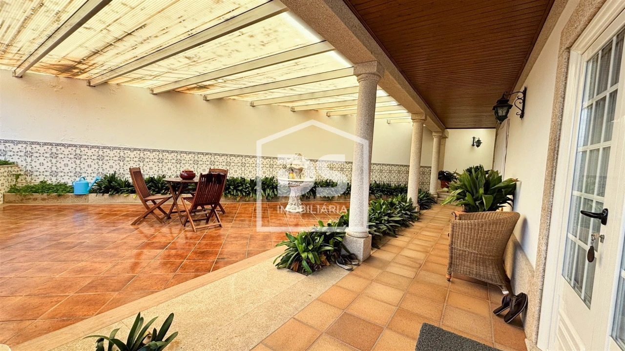 Quinta T5 para Venda em Nevogilde Foto 32