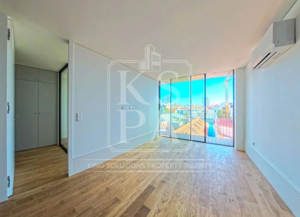 Apartamento T2 para Venda em Cedofeita, Santo Ildefonso, Sé, Miragaia, São Nicolau e Vitória Foto 2