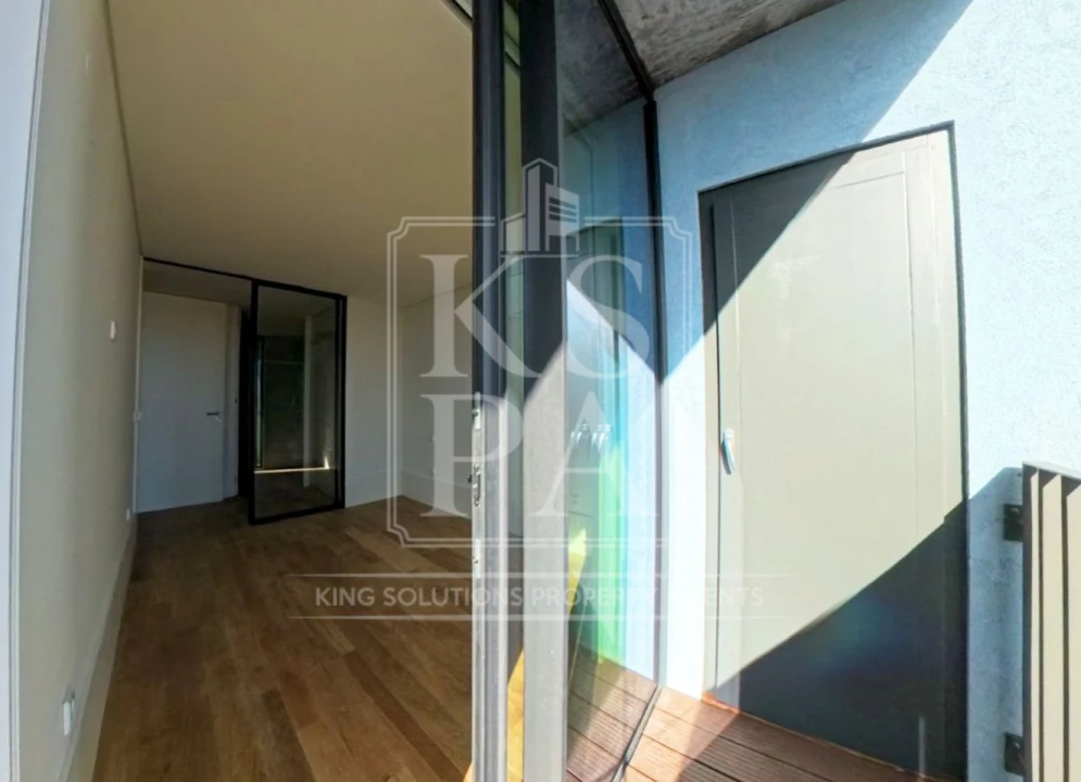 Apartamento T2 para Venda em Cedofeita, Santo Ildefonso, Sé, Miragaia, São Nicolau e Vitória Foto 5