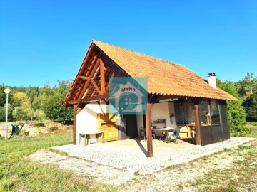 Moradia T5 para Venda em Famalicão