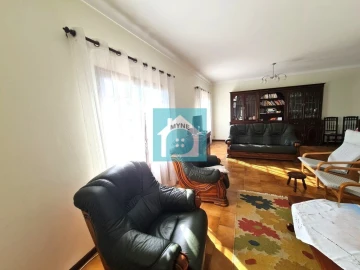Moradia T5 para Venda em Famalicão