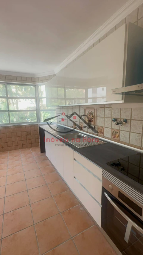 Apartamento T2 para Venda em Algueirão-Mem Martins