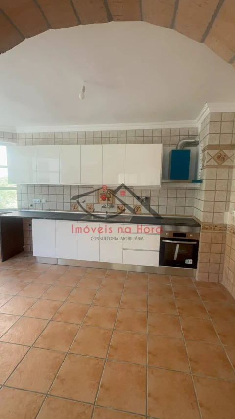 Apartamento T2 para Venda em Algueirão-Mem Martins