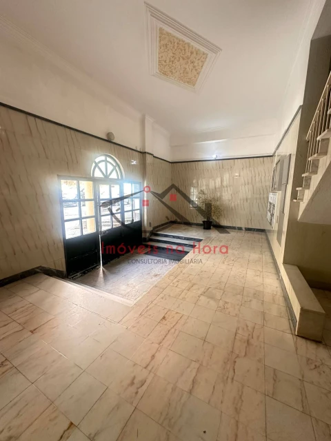 Apartamento T2 para Venda em Algueirão-Mem Martins