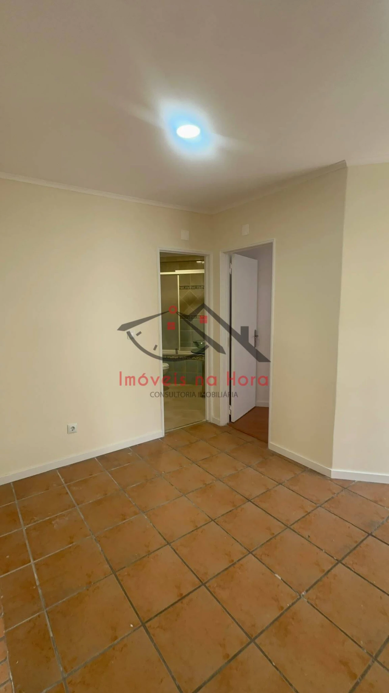 Apartamento T2 para Venda em Algueirão-Mem Martins Foto 13