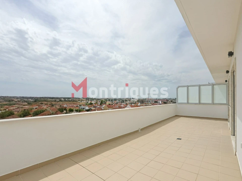 Apartamento T3 para Venda em Montijo e Afonsoeiro Foto 1