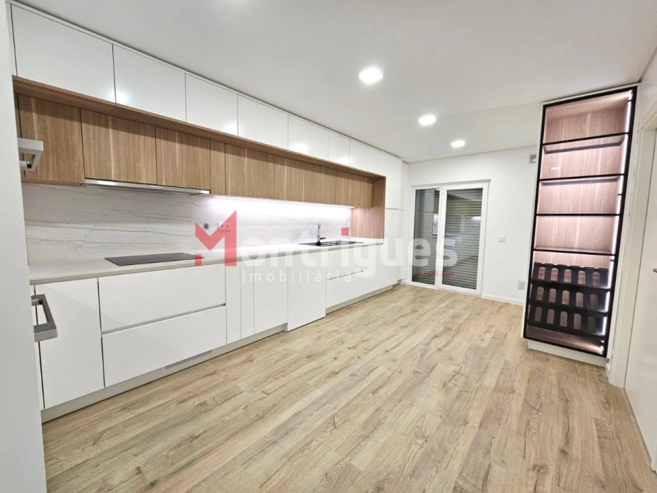 Apartamento T3 para Venda em Montijo e Afonsoeiro Foto 6