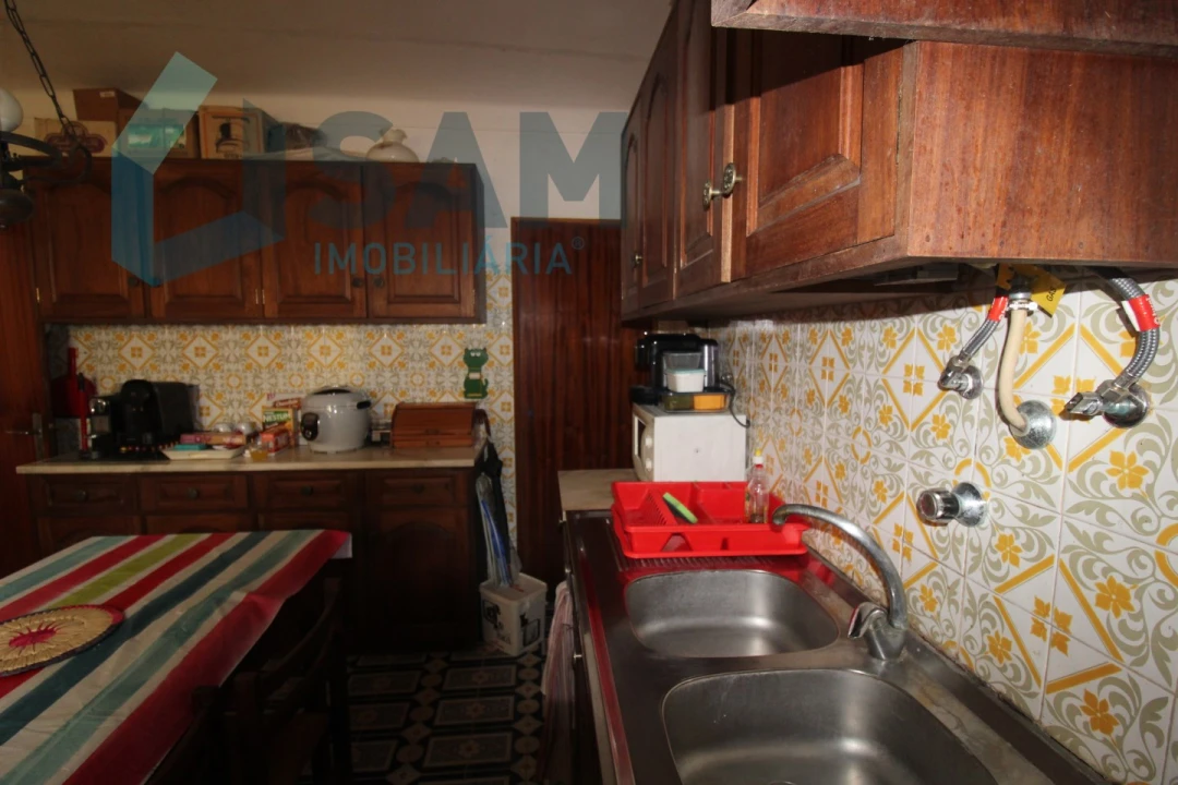 Moradia T4 para Venda em Maxial e Monte Redondo Foto 8