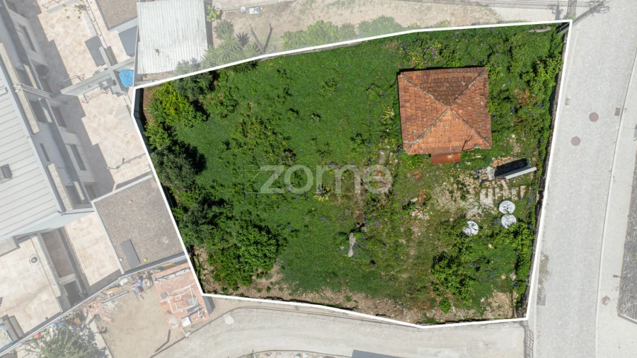 Terreno para Venda em Vandoma