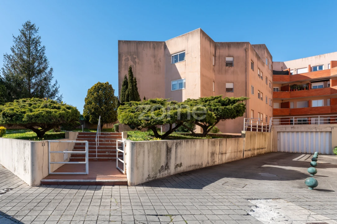 Apartamento T2 para Venda em Gulpilhares e Valadares Foto 2