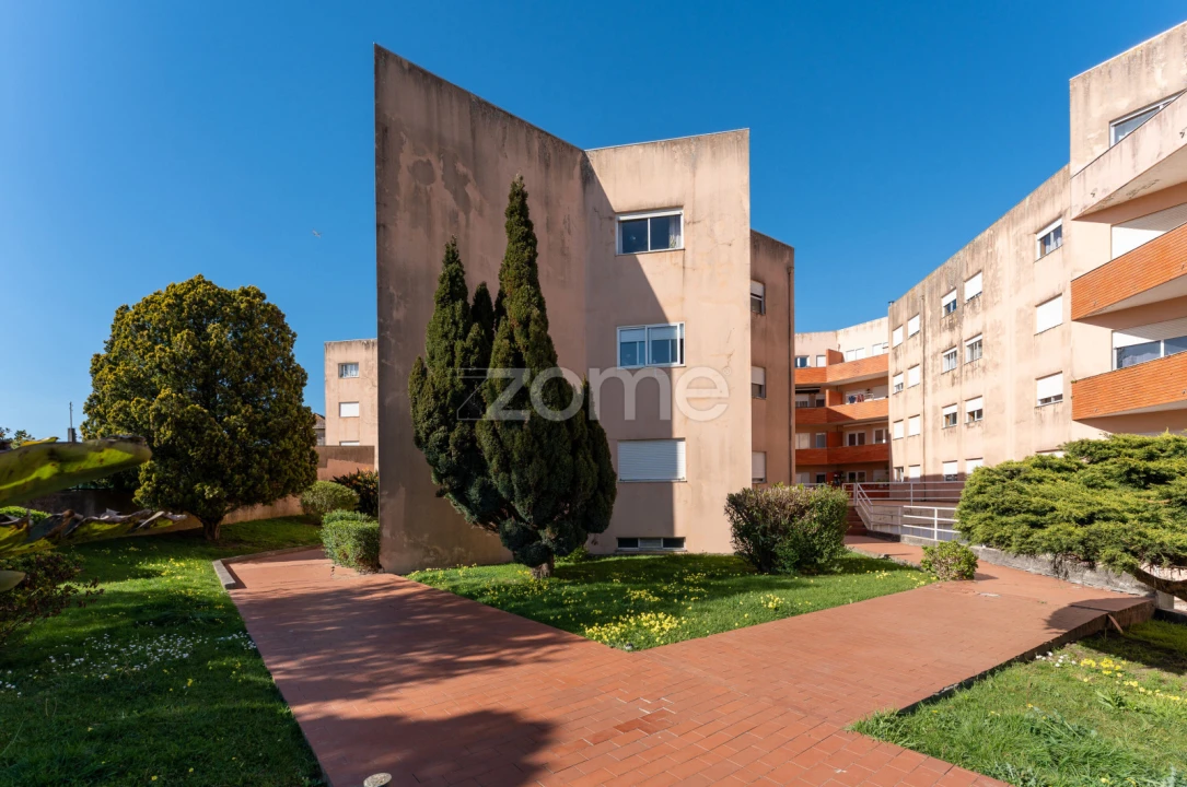 Apartamento T2 para Venda em Gulpilhares e Valadares Foto 3