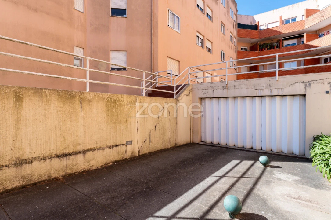 Apartamento T2 para Venda em Gulpilhares e Valadares Foto 5