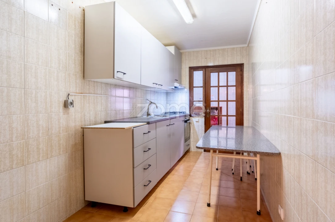 Apartamento T2 para Venda em Gulpilhares e Valadares Foto 14