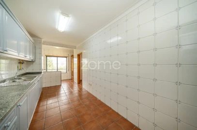 Apartamento T3 para Venda em São Vitor (Braga)