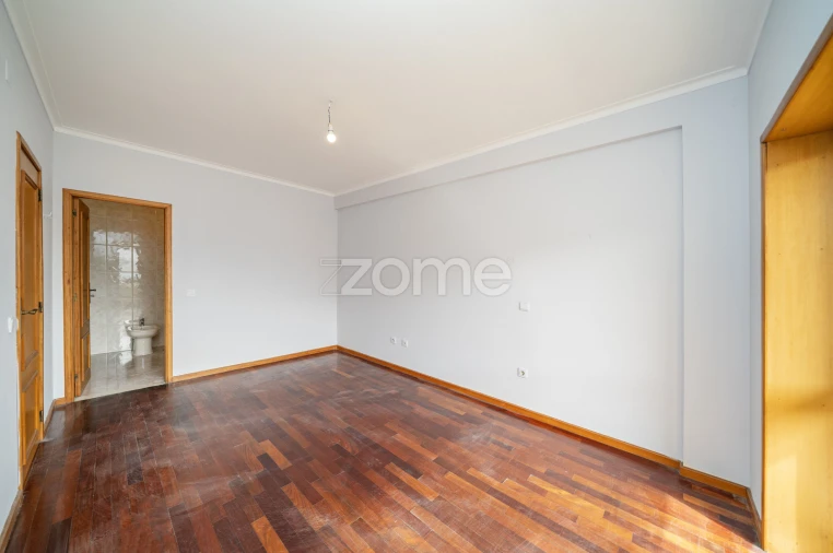 Apartamento T3 para Venda em São Vitor (Braga) Foto 33