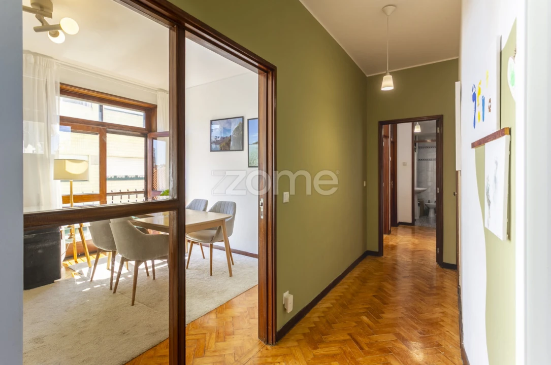 Apartamento T3 para Venda em Cedofeita, Santo Ildefonso, Sé, Miragaia, São Nicolau e Vitória Foto 8