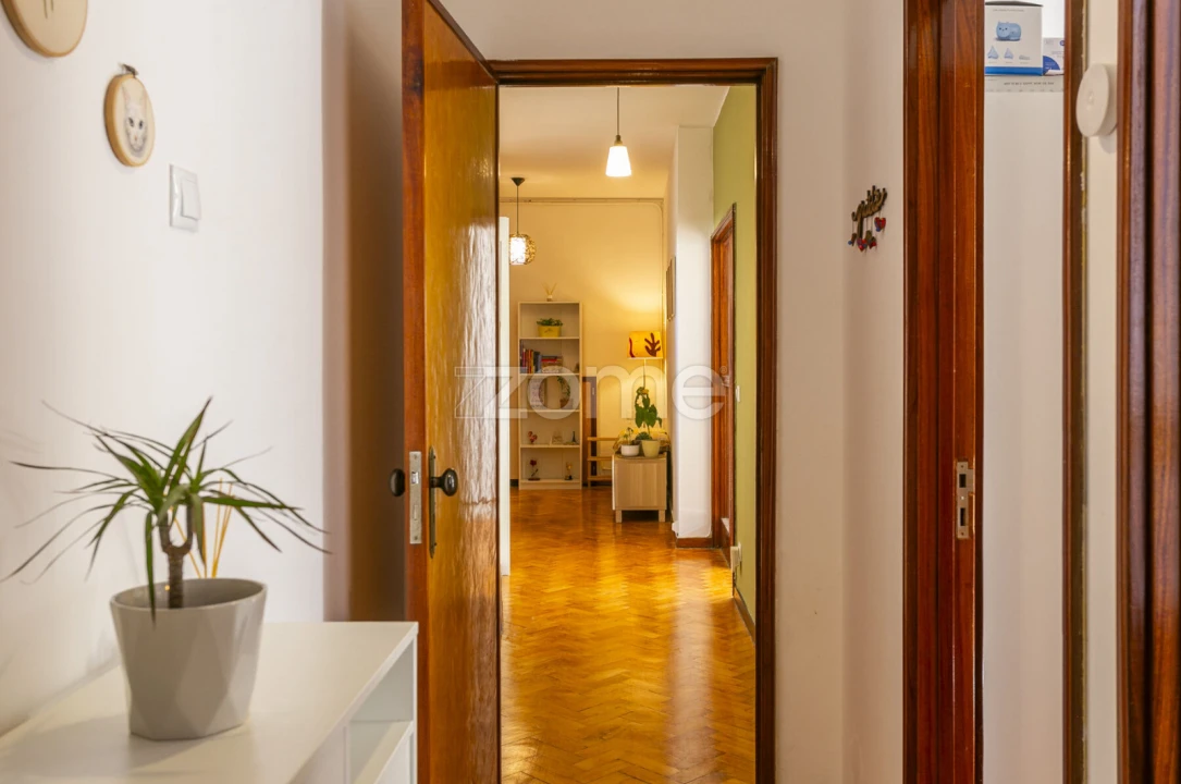 Apartamento T3 para Venda em Cedofeita, Santo Ildefonso, Sé, Miragaia, São Nicolau e Vitória Foto 13