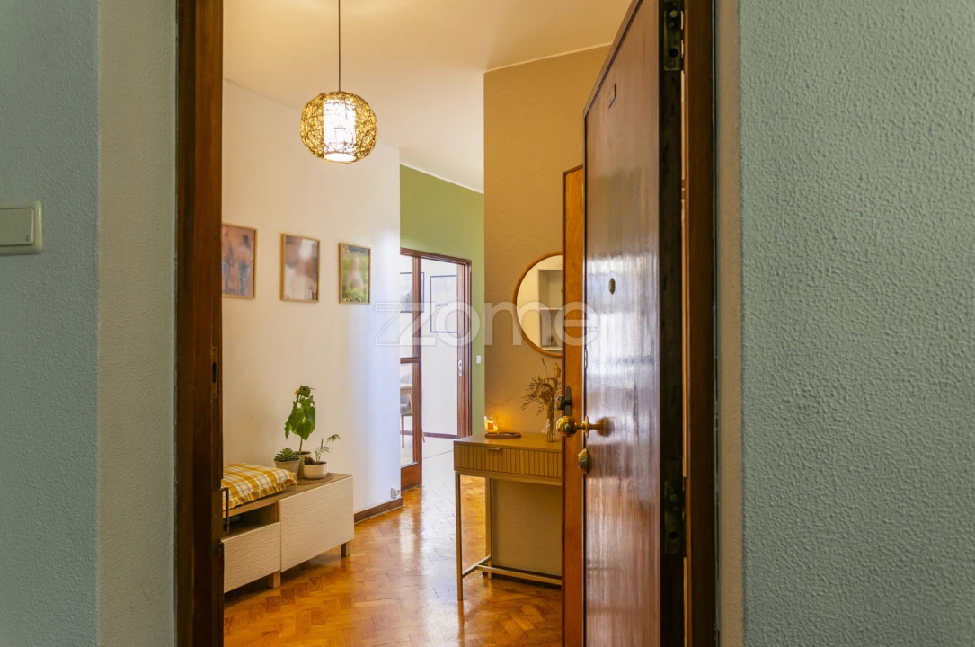 Apartamento T3 para Venda em Cedofeita, Santo Ildefonso, Sé, Miragaia, São Nicolau e Vitória Foto 3