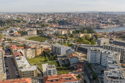 Apartamento T2 para Venda em Santa Marinha e São Pedro da Afurada