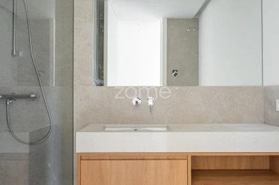 Apartamento T2 para Venda em Santa Marinha e São Pedro da Afurada