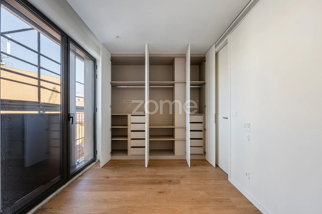Apartamento T2 para Venda em Santa Marinha e São Pedro da Afurada Foto 17