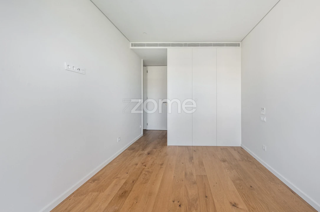 Apartamento T2 para Venda em Santa Marinha e São Pedro da Afurada Foto 14