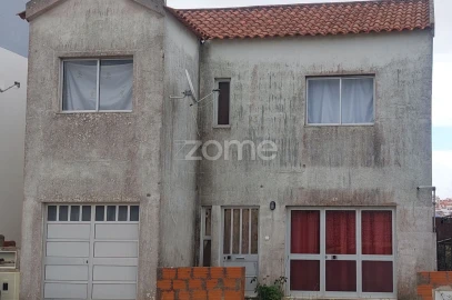 Moradia T3 para Venda em Santa Clara