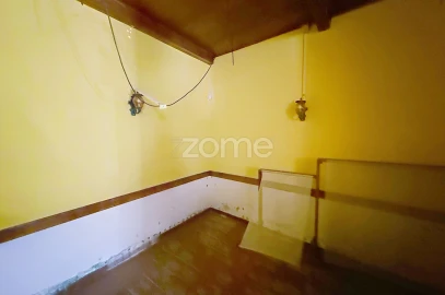 Apartamento T2 para Venda em Sé Nova, Santa Cruz, Almedina e São Bartolomeu
