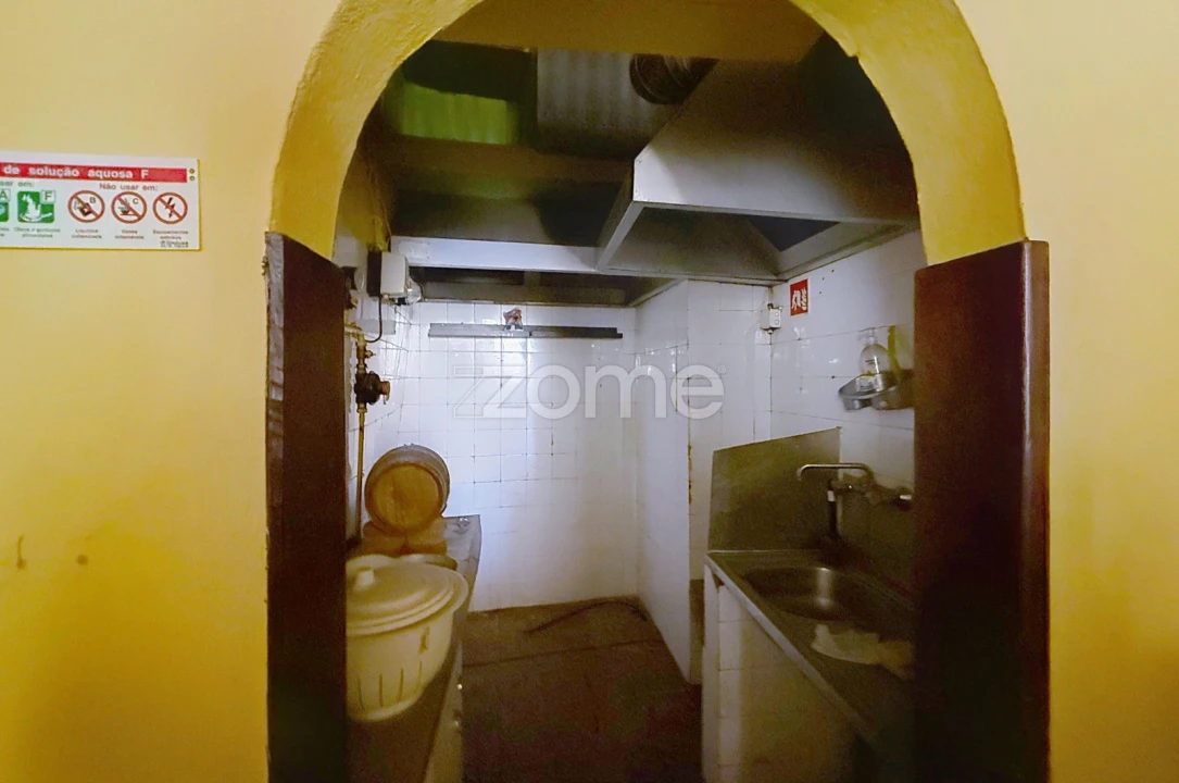 Apartamento T2 para Venda em Sé Nova, Santa Cruz, Almedina e São Bartolomeu Foto 22