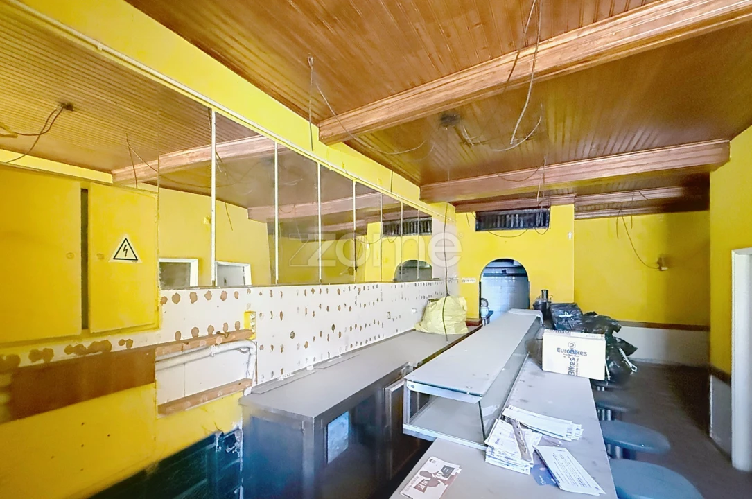 Apartamento T2 para Venda em Sé Nova, Santa Cruz, Almedina e São Bartolomeu Foto 28