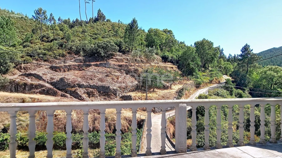 Moradia T3 para Venda em Pampilhosa da Serra