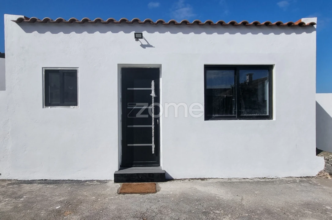 Moradia T3 para Venda em Ponta Delgada (São Sebastião) Foto 43
