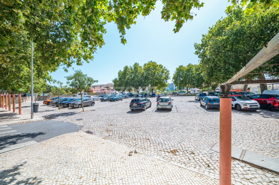 Apartamento T3 para Venda em São Domingos de Rana Foto 14