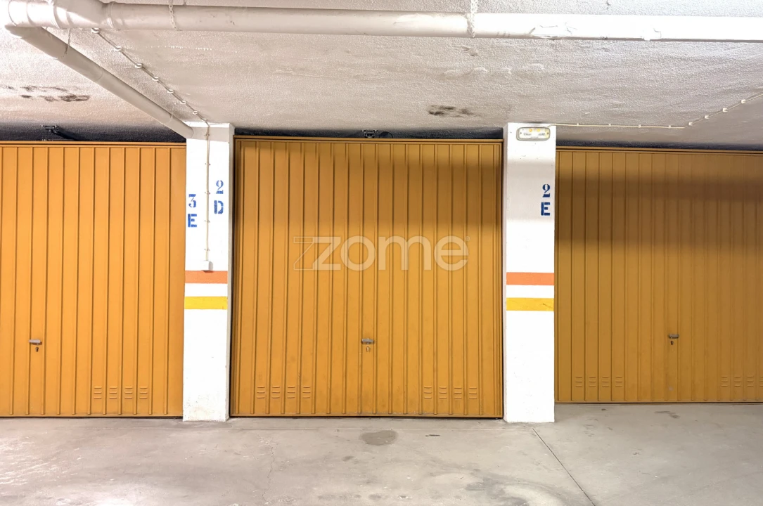 Apartamento T3 para Venda em São Domingos de Rana Foto 15