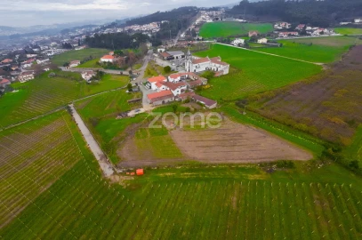 Quinta T4 para Venda em Macieira da Lixa e Caramos