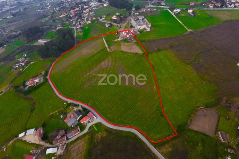 Quinta T4 para Venda em Macieira da Lixa e Caramos Foto 3