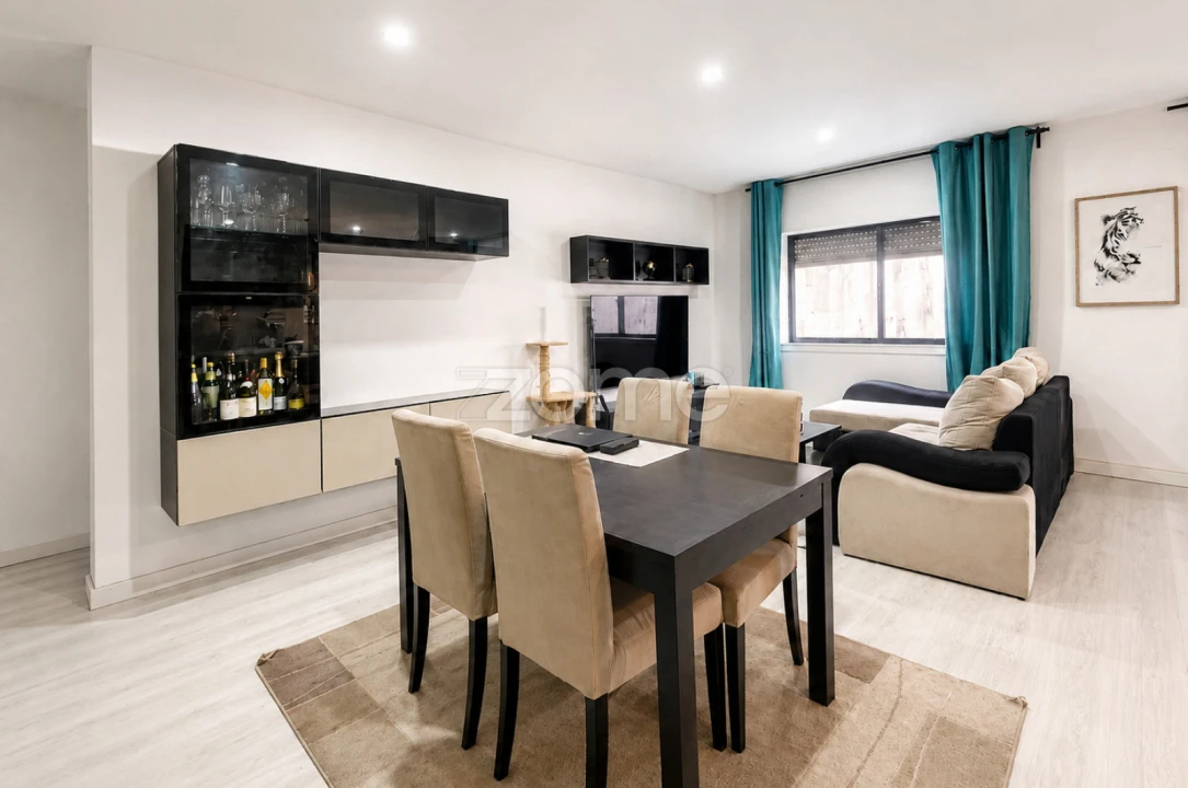 Apartamento T2 para Venda em Grijó e Sermonde Foto 16