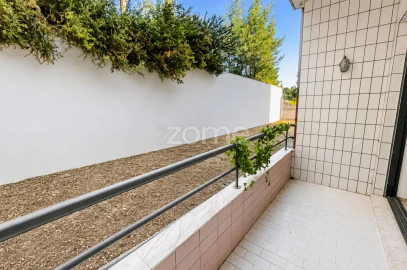 Apartamento T2 para Venda em Grijó e Sermonde