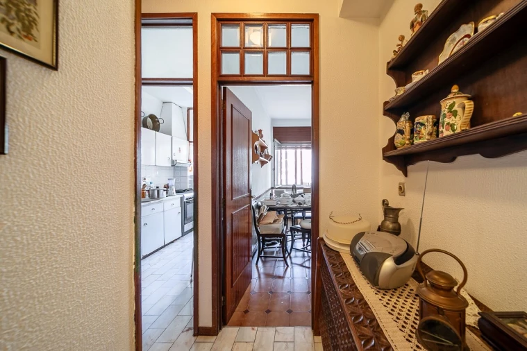 Apartamento T4 para Venda em Santa Marinha e São Pedro da Afurada Foto 4