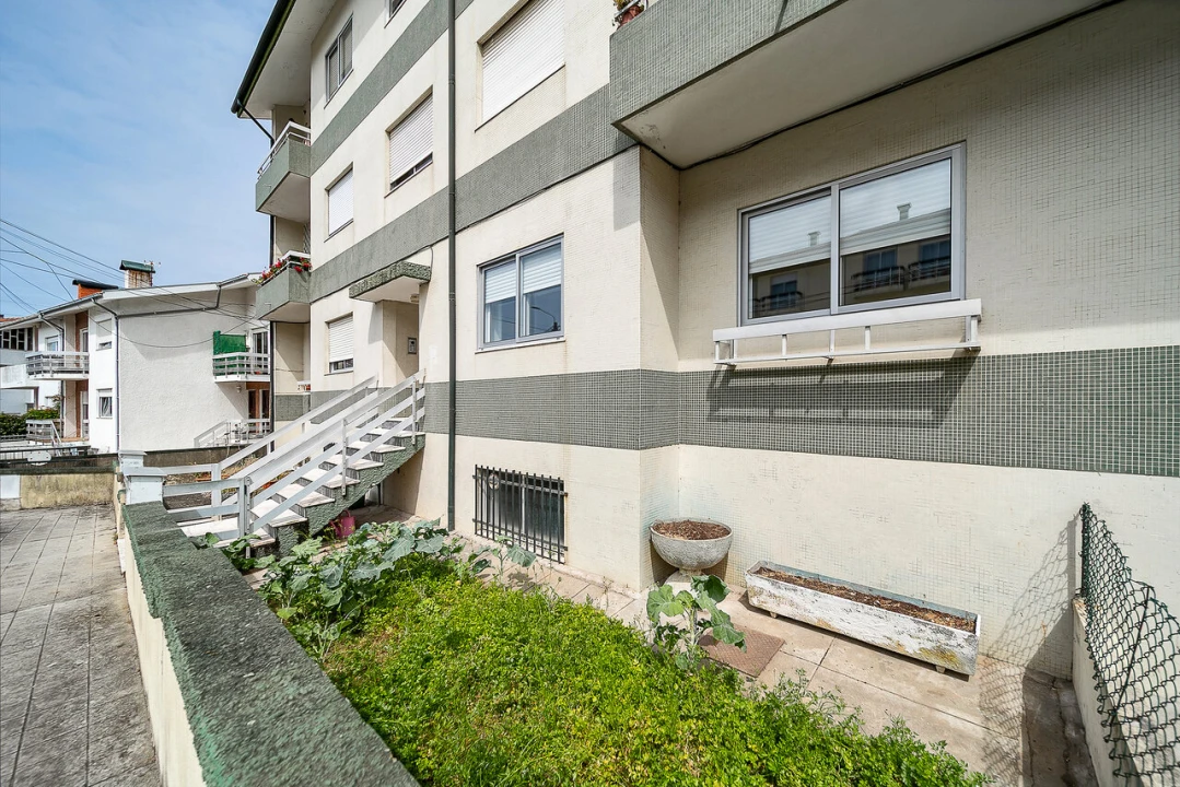 Apartamento T2 para Venda em Gulpilhares e Valadares Foto 36