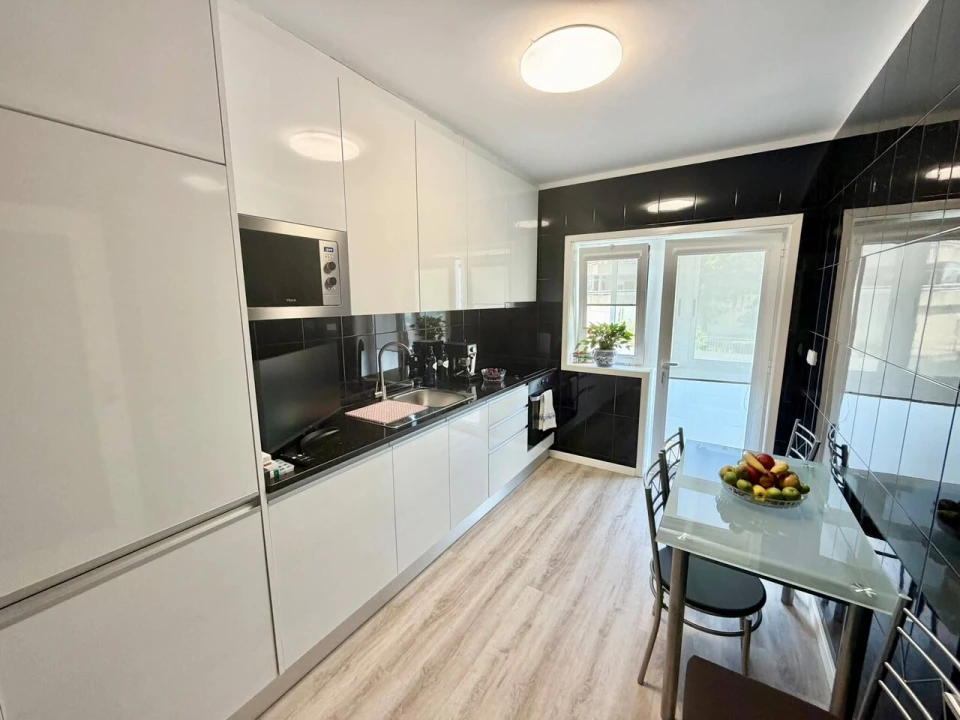 Apartamento T2 para Venda em Gulpilhares e Valadares Foto 1