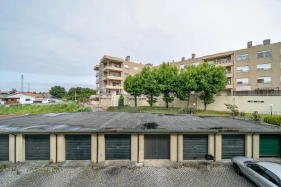 Apartamento T2 para Venda em Gulpilhares e Valadares
