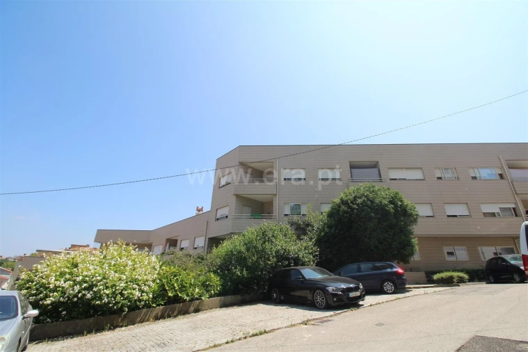 Apartamento T2 para Venda em Oliveira do Douro Foto 3